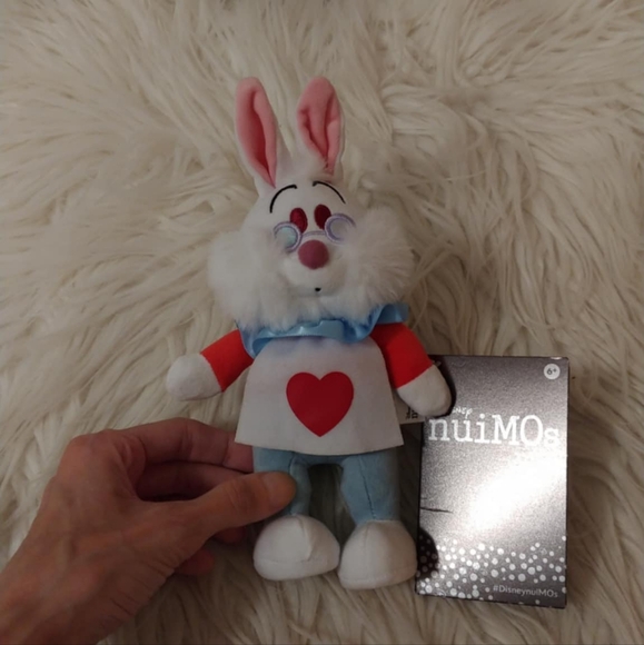 💖FIRM! NWT DISNEY PARKS ALICE IN WONDERLAND WHITE RABBIT NUIMO PLUSH (RARE) - Picture 1 of 9